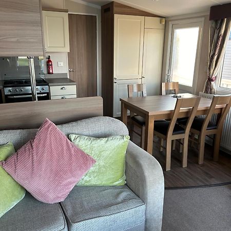 3 Bedroomed Caravan With Amazing Sea Views! Scarborough Zewnętrze zdjęcie