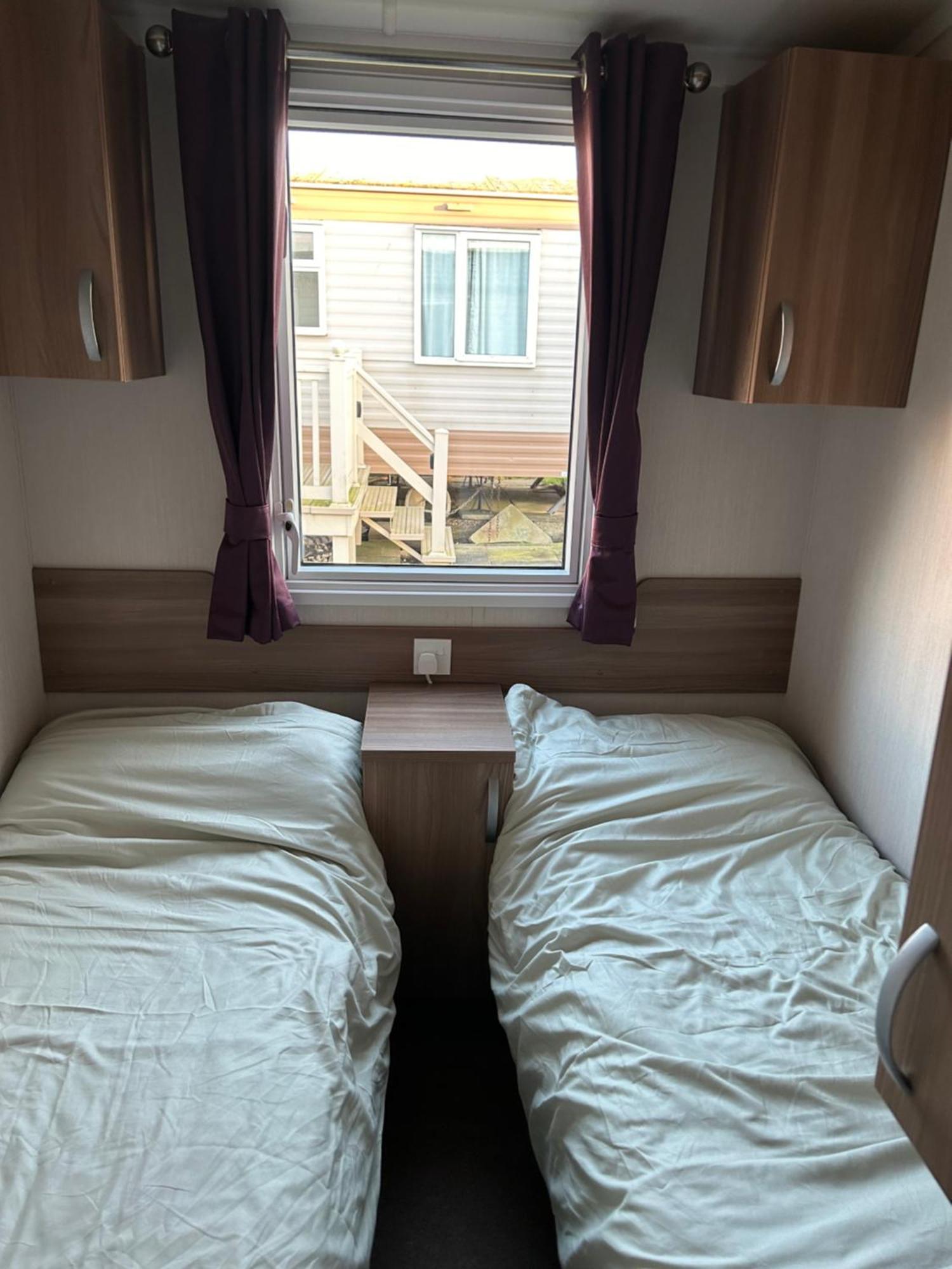 3 Bedroomed Caravan With Amazing Sea Views! Scarborough Zewnętrze zdjęcie