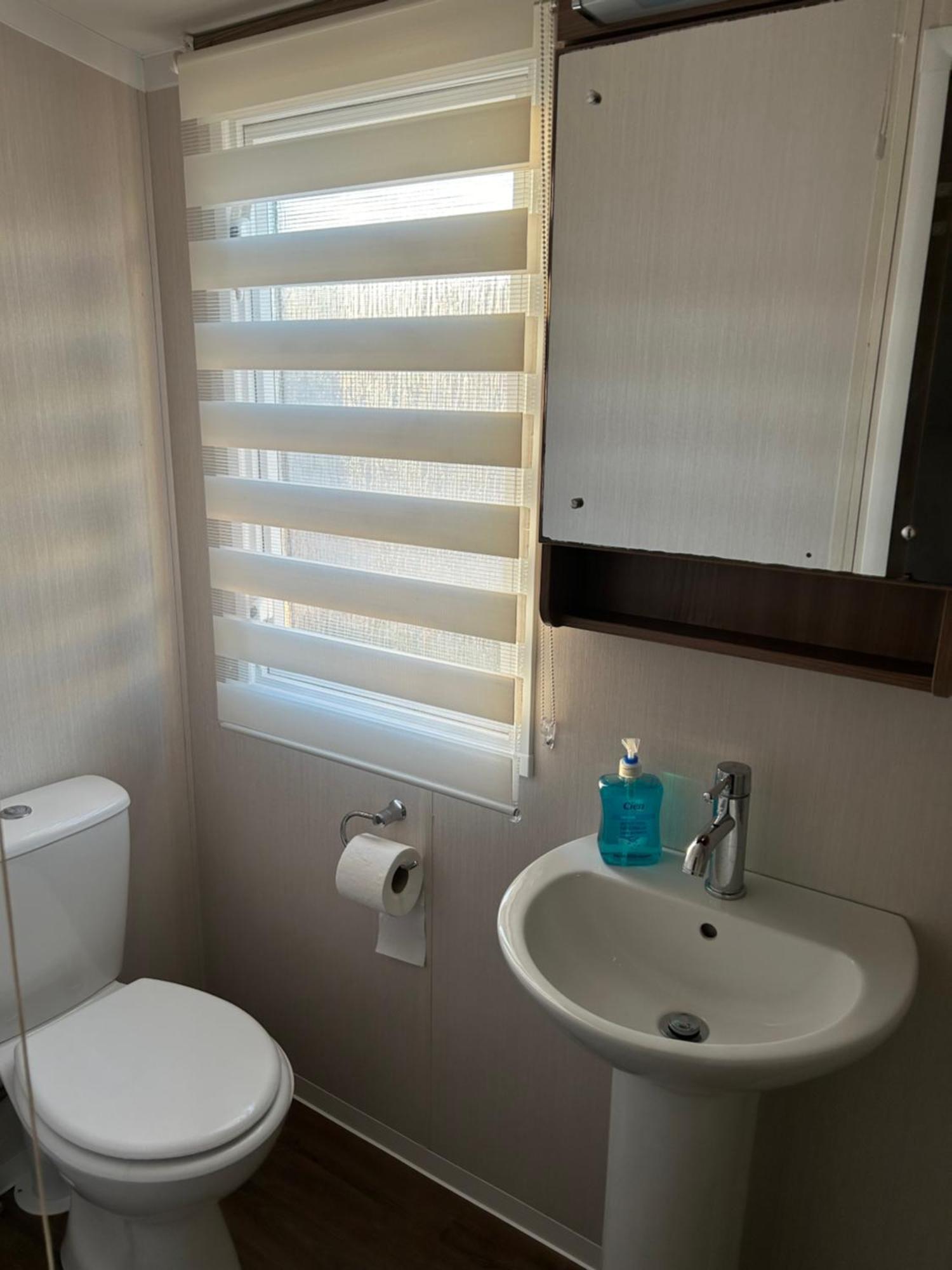 3 Bedroomed Caravan With Amazing Sea Views! Scarborough Zewnętrze zdjęcie